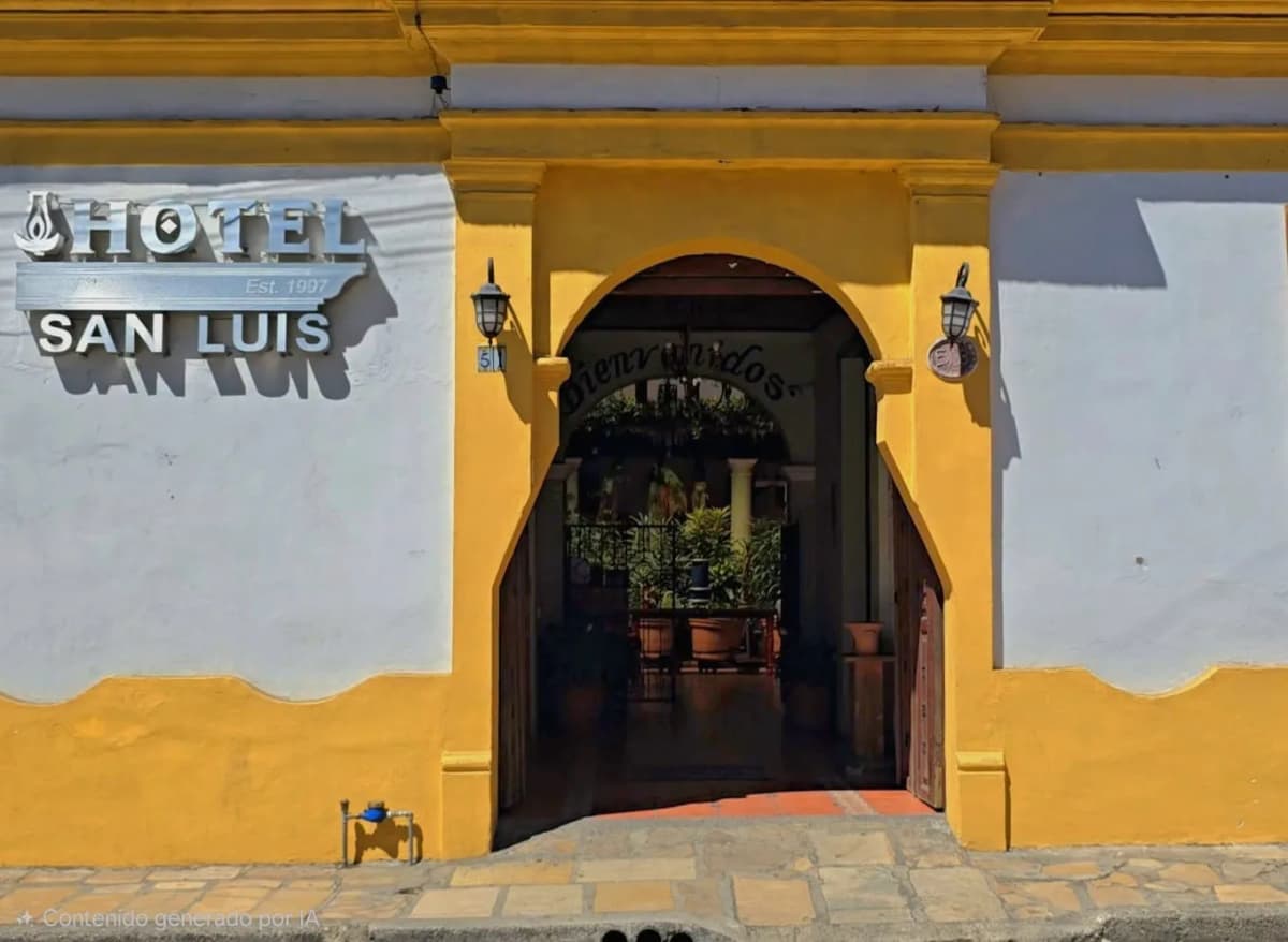 Hotel San Luis